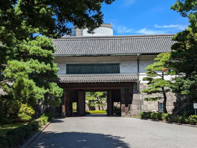 Tokyo: Samurai History Walking Tour - Price and Value: What You Pay for (and What to Budget Extra)