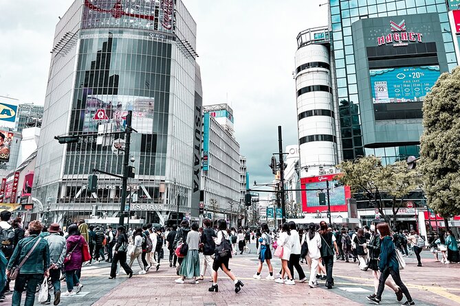 Tokyo Shibuya Crossing & Hidden Streets Walking Tour - Stop 2: Shibuya Crossing, the scramble with purpose