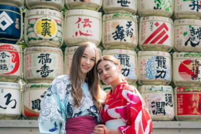 Tokyo, Shibuya: Meiji Shrine Tour in KIMONO / English-friendly - Stop 2 at Meiji Shrine: a guided photo walk with six key stops