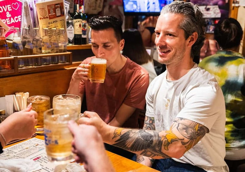 Tokyo: Shinjuku Bar Hopping & Karaoke Night Tour - Meeting at Shinjuku Station and How the Timing Really Feels