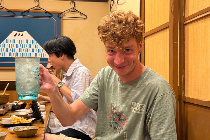 Tokyo Shinjuku Bar Hopping –Wagyu , Ramen & 7 Dishes - Ending in Shinjuku Golden Gai: What That Finish Gives You