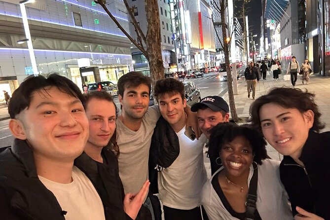 Tokyo: Shinjuku Food Tour Highlights (Best Eats) - Golden Gai in Kabukicho: finding tiny bars with local context