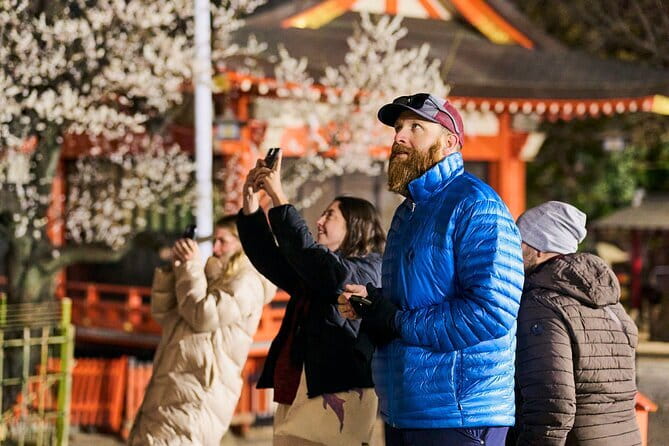 Tokyo: Shinjuku Historical Walking Tour & Secret Backstreets - Why Shinjuku’s Backstreets Hit Different After Dark