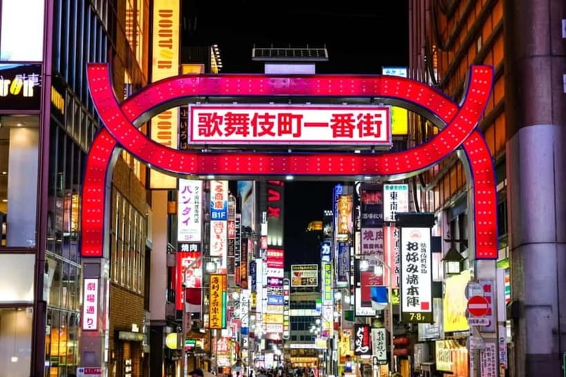 Tokyo: Shinjuku, Kawasaki, Slum & Red Light Tour with Pickup - Price and Value at $160: When It’s Worth Paying