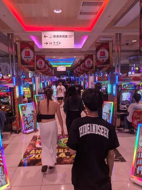 Tokyo Shinjuku : Private Walking Night Tour with Pachinko - What kind of travelers should book this