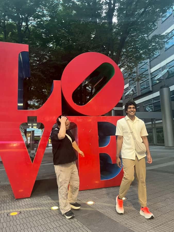 Tokyo: Shinjuku tour with university students in Tokyo - Kabukicho at night: energy you can handle