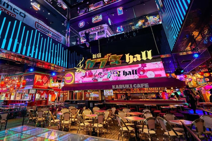 Tokyo: Shinjuku Walking Tour with Godzilla Head - Key highlights you should care about
