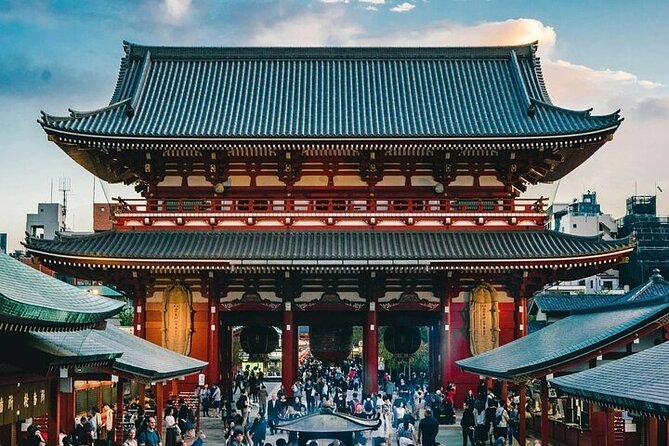 Tokyo Sightseeing/ City Tour by Private Car with English Guide - Tsukiji Fish Market and Senso-ji: a food start, then a calm reset