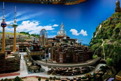 Tokyo Small Worlds Admission Ticket - Stop-by-stop: how the worlds work together
