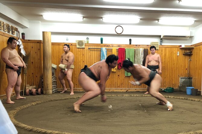 Tokyo Sumo Morning Training/ Sumo Practice with Wrestlers - After training: photo time and the human side of sumo