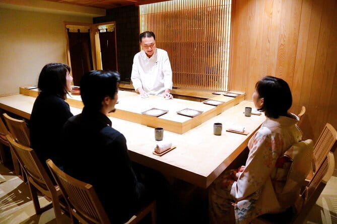 Tokyo Sushi Tour: Explore Sushi Tradition and Dining Etiquette - Hotel Gajoen Tokyo Stop: Coffee, Waterfall Views, and Manners Set-Up
