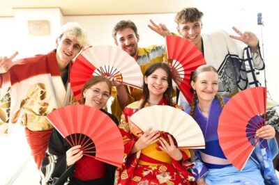 Tokyo: Taishu Engeki Show with Kimono and Sword Lesson - Mokubakan Theater: Where This Popular Art Lives