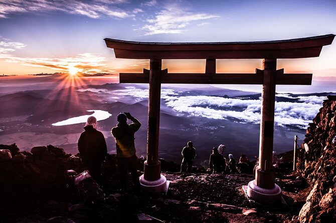 Tokyo To Mount Fuji Private English Guided Day Tour - Lake Kawaguchiko: Fuji views with options for how you spend the hour