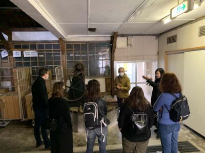 Tokyo: Toshimaya Sake Brewery Tour with Sake Tasting - The 2-hour flow: From the brewery shop to your tasting flight