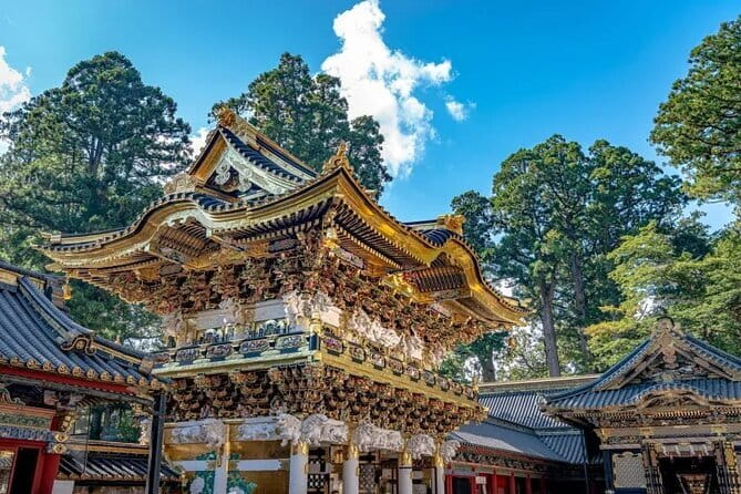 Tokyo: Toshogu Shrine (Nikko Toshogu), Lake Chuzenji, Kegon Falls - Key highlights to look for