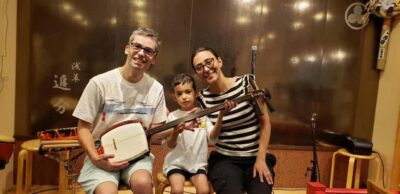 Tokyo: Traditional Asakusa Music Show with Dinner - The Sensoji walk: Kaminarimon to Hozomon on foot