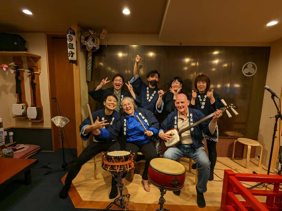 Tokyo: Traditional Asakusa Music Show with Dinner - Live shamisen, drum, and folk songs up close