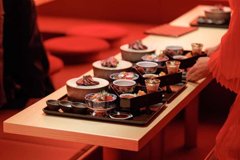 Tokyo: Traditional Geisha Experience Show & Japanese Dinner - Benitsuya on the 6th Floor of GrandHammer: Your Shimbashi Arrival Plan