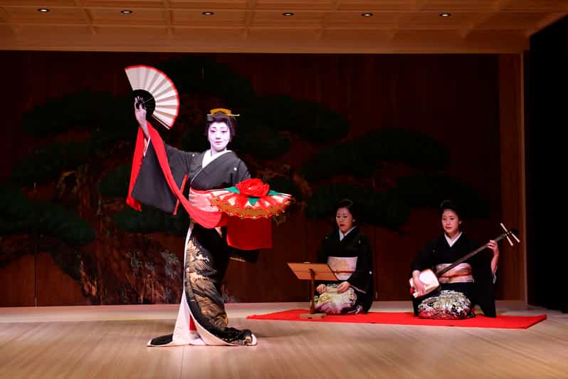 Tokyo: Traditional Japanese Performing Arts Show and Dinner - Kagura or Nihon-buyo: Know What’s On Your Calendar