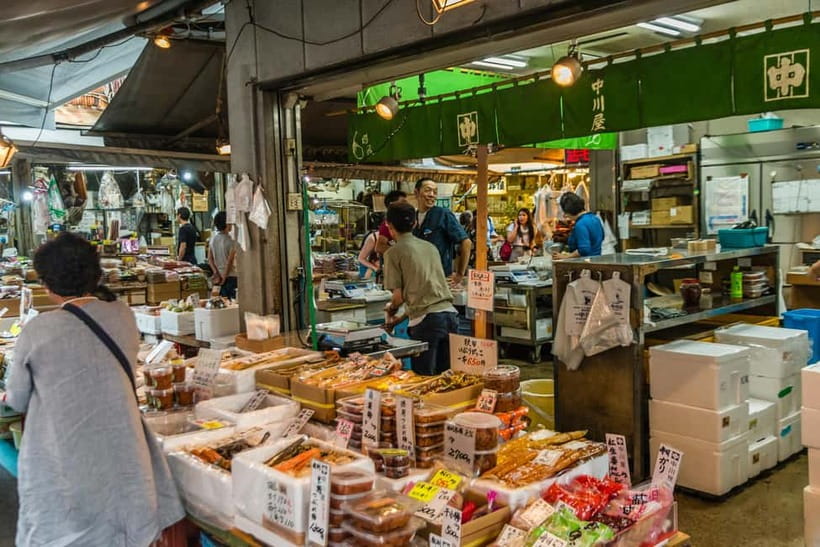 Tokyo: Tsukiji Fish Market Culture Tour with Sashimi Tasting - Should you book it? My call