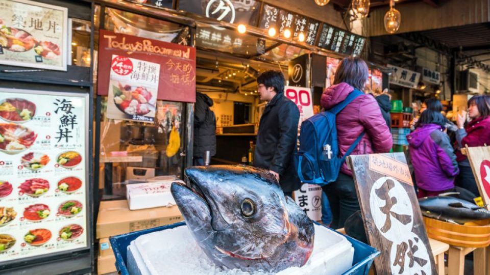 Tokyo Tsukiji Food & Culture Private Tour Licensed Guide - Outer Tsukiji: the street-market feel, plus etiquette and snack strategy