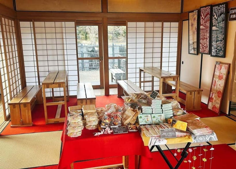 Tokyo: Tsukiji Market and Hama-rikyu Gardens Guided Tour - How the 150–180 minutes play out (and how to enjoy it)