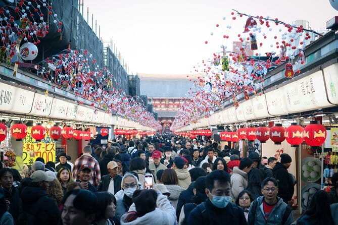 Tokyo Unlocked: A Private Day of Culture, Cuisine & City Secrets - Guide quality: what to expect and what to double-check