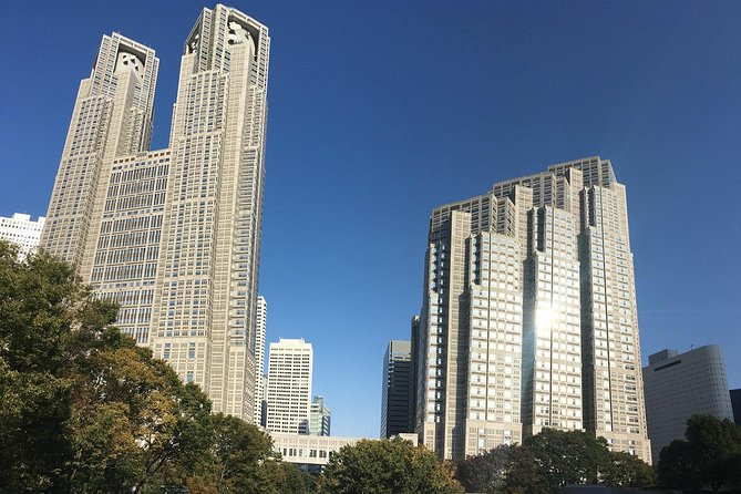 Tokyo VIP Guided Private Car Tour with Optional Airport Transfer - Gardens and cherry blossom timing: Hama-rikyu, Rikugien, Shinjuku Gyoen