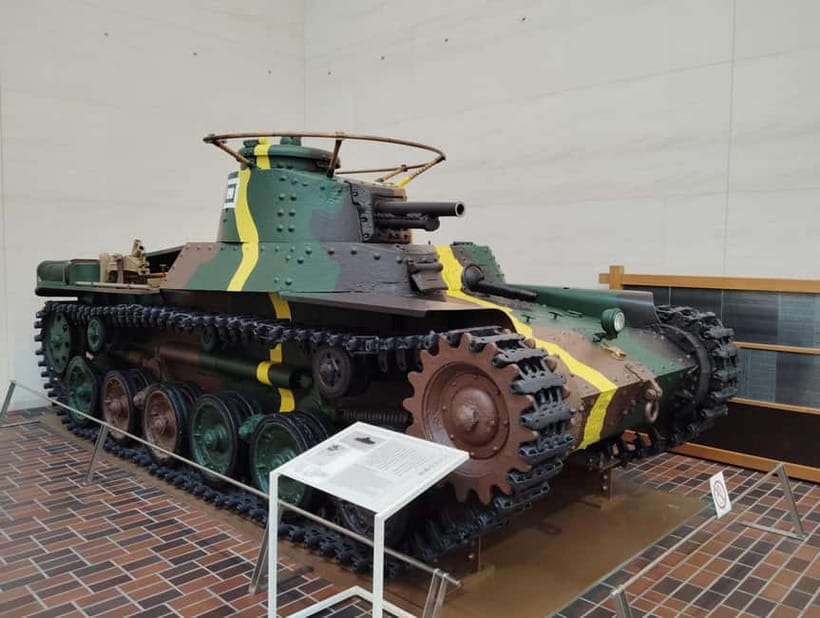 Tokyo War History Tour: Yasukuni Shrine & War Museum - Private guided pacing: licensed English, and answers you can actually use