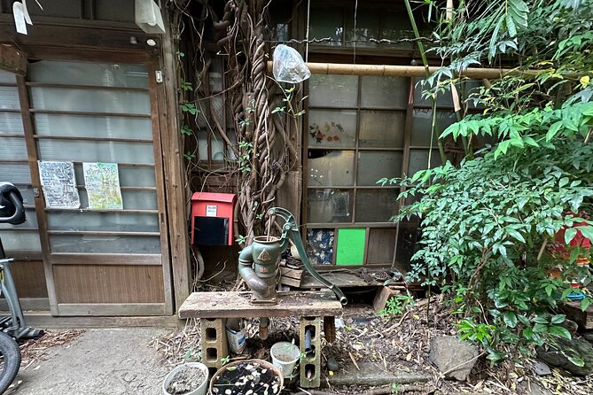 Tokyo : Yanaka and Nezu-Old Traditional Town Cultural Experience - A slower Nezu neighborhood walk with old and new side by side