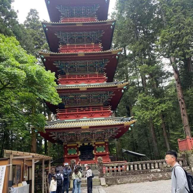 Tokyo:Nikko UNESCO World Heritage Sites Private 1-Day Tour - Narabi Jizo Statues and Shinkyo Bridge: Quiet Protection Meets the Red Sacred Span