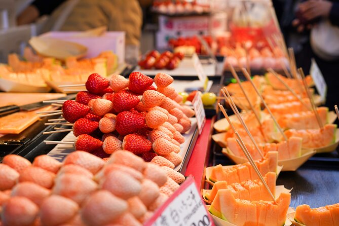 Tokyo’s Must-Sees: 5-hour Tsukiji, Akihabara & Asakusa Tour - Asakusa’s old-town loop: Kaminarimon, Senso-ji, and lunch with options