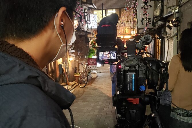 Traditional Antiques Market Tour Tokyo - Meeting at Tomioka Hachiman Shrine: the tone of the tour