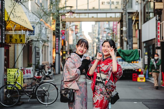 Travel Tokyo with Your Own Personal Photographer - Tokyo Tower stops: classic skyline energy on foot