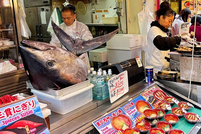 Tsukiji Fish Market: Street Food Tour with Tasting - Tsukiji Still Feels Like a Working Market
