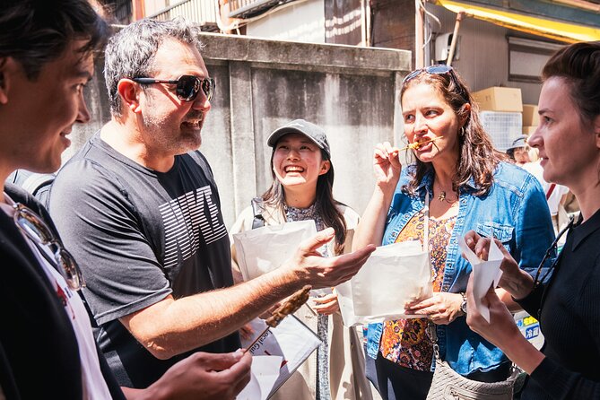 Tsukiji Fish Market: Street Food Tour with Tasting - Stop 2: The Fish-Cutting Show and Your Seafood Bowl