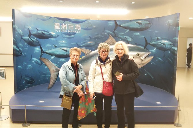 Tuna auction at Toyosu Market with qualified guide and early morning tour of Tsukiji Outer Market - Key points before you go