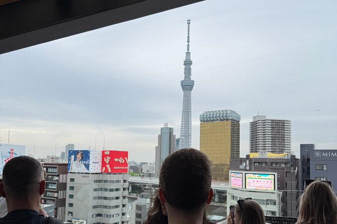 Variety of Tokyo or Yokohama Tours Customizable and Memorable - What makes the guide matter: listening, pacing, and staying together