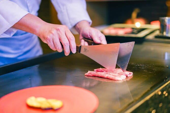 Wagyu Beef and Sake Pairing Foodie Tour in Tokyo - Shimbashi start point and the warm-up vibe