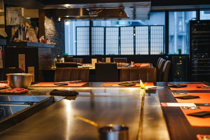 Wagyu Beef and Sake Pairing Foodie Tour in Tokyo - Ginza steak time: how the Wagyu works (and how to eat smart)