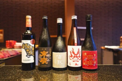 Wagyu Beef and Sake Pairing Foodie Tour in Tokyo - Sake tasting in Shimbashi: learn while you sip