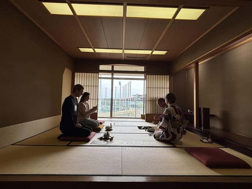 Yokohama : Tea Ceremony with Sweets and Souvenir - Ryota and Sarina: English-friendly guidance that makes you feel at ease