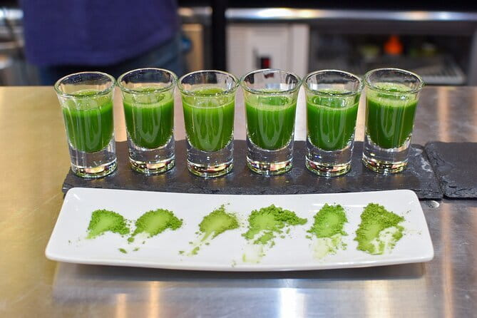 【NEW】Matcha Making Experience and Matcha Comparison in Tokyo - Meeting at Henn Na Hotel’s Leaf Sports Bar and Keeping Things Simple