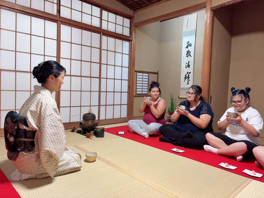 【NEW】Shibuya Tea Ceremony Tokyo-Chaan - Finding the Calm in Shibuya’s Dogenzaka Area