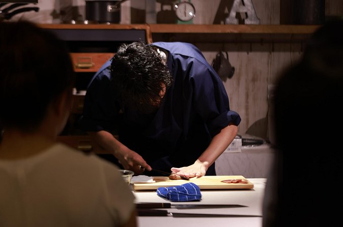 【Private】Premium Fish filletting sushi making course - Ingredients matter: fresh fish, seasoned rice, and clean prep