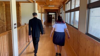 【Tokyo⇄Chiba】 Japanese School Day - Kimino High School - Putting on the uniform at the start: homeroom energy before the first class